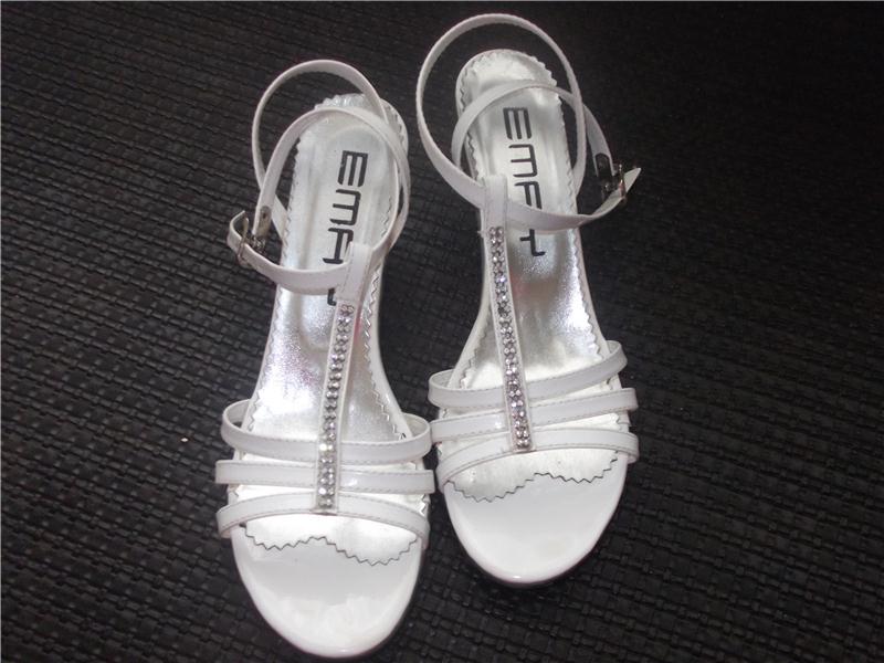 15 TL YE ZARİF BİR SEÇİM
